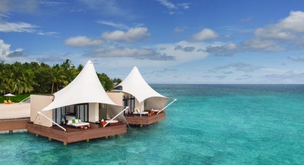 AT W MALDIVES.. SET THE STAGE FOR AN UNSCRIPTED GIRLS’ TRIP 