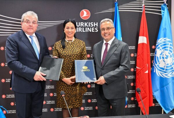 الخطوط الجوية التركية ومنظمة السياحة العالمية توقعان إتفاقية شراكة استراتيجية للسياحة المستدامة